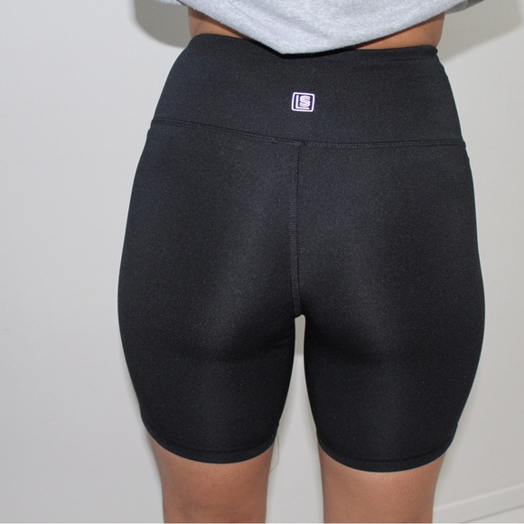 2 pair Bike Shorts Laundry by Shelly Segal NWT - Picture 5 of 9